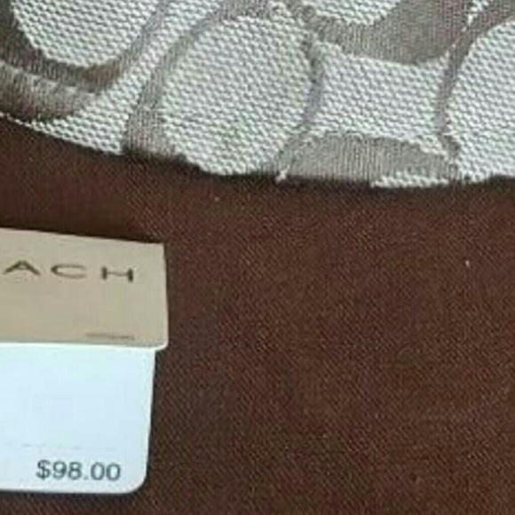 Coach Khaki crusher bucket hat. - Picture 8 of 8